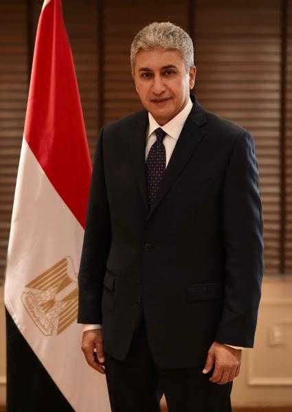 شريف فتحي يبدأ عمله بتأكيد الأهداف الطموحة لتطوير السياحة والآثار في مصر